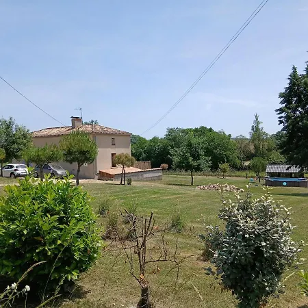 Grande Avec Atypique * Moulinet (Lot-et-Garonne)